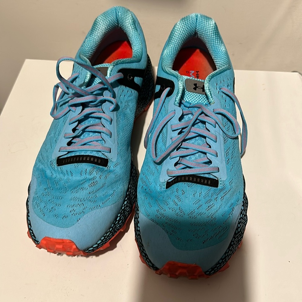 Men’s under armour machina off road size 14